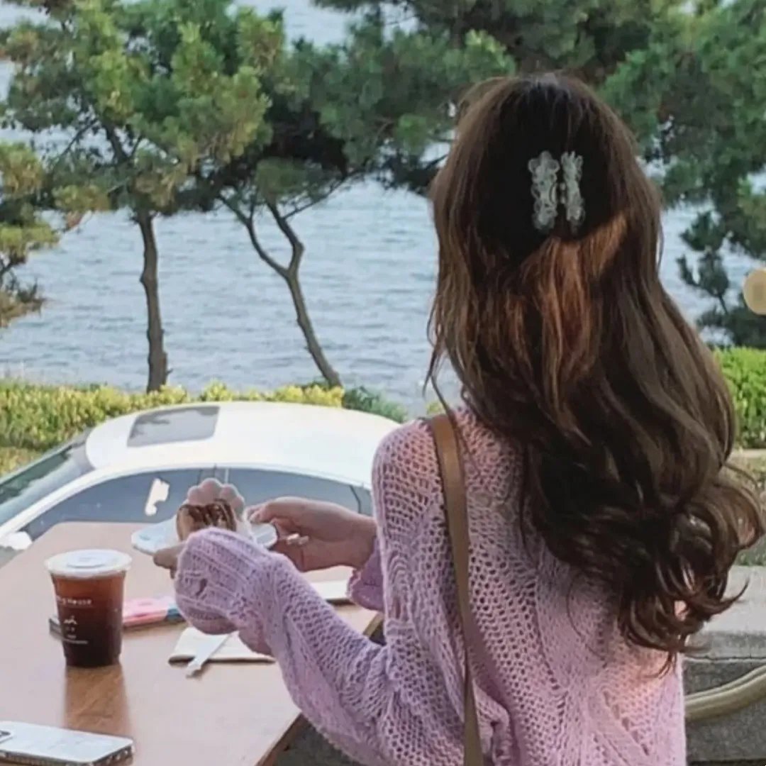 十五的月亮十六圆